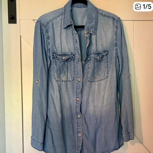 Boutique Tops - Blue Denim Button Down Shirt